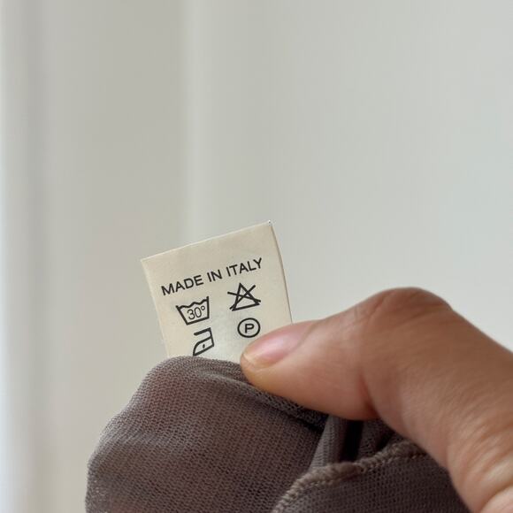 Italian Vintage Viscose Ruffle Twinset Top (M/L) - Picture 10 of 10